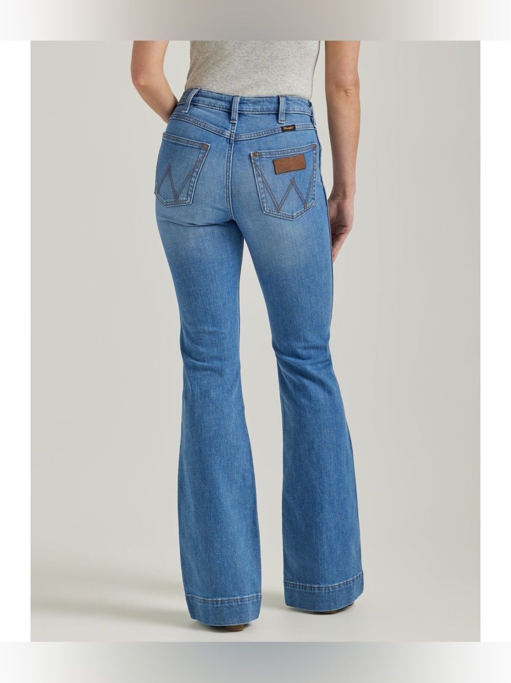 Women's 31x36 Trouser boot Wrangler Jean